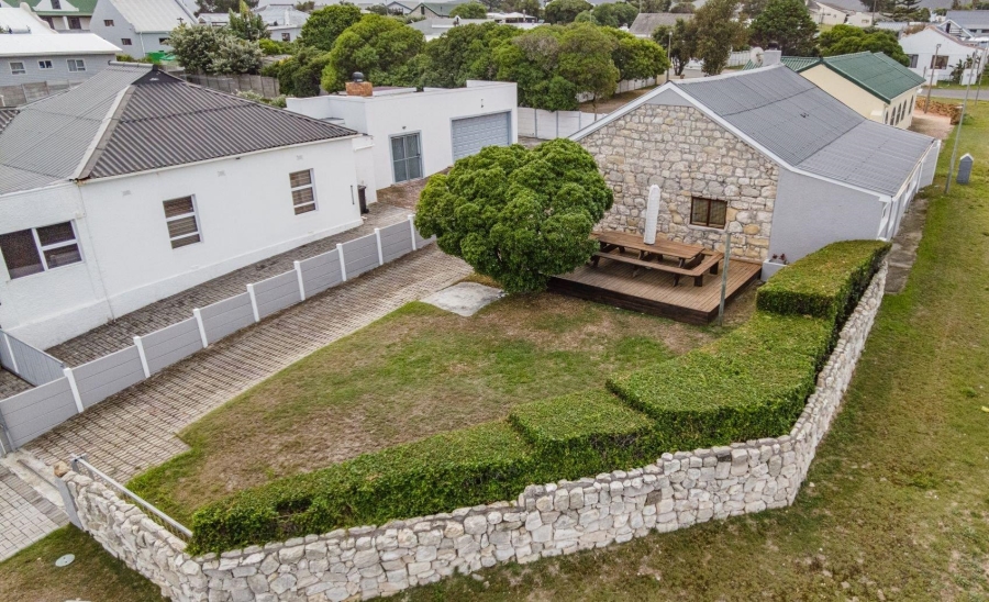 3 Bedroom Property for Sale in Gansbaai Central Western Cape